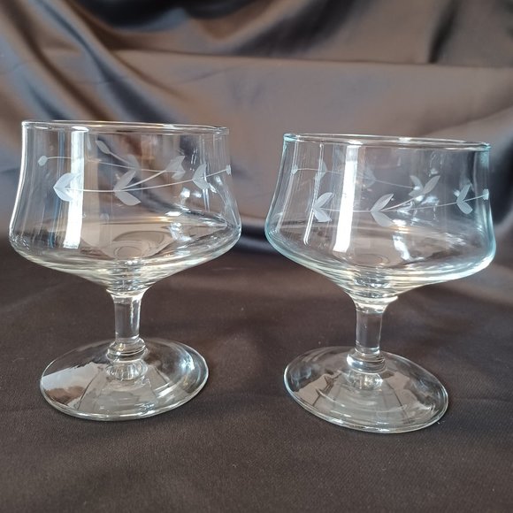 Set of 2 Vintage Shrimp/ Seafood Cocktail & Liner. Hand Blown / Princess house. - Picture 9 of 10